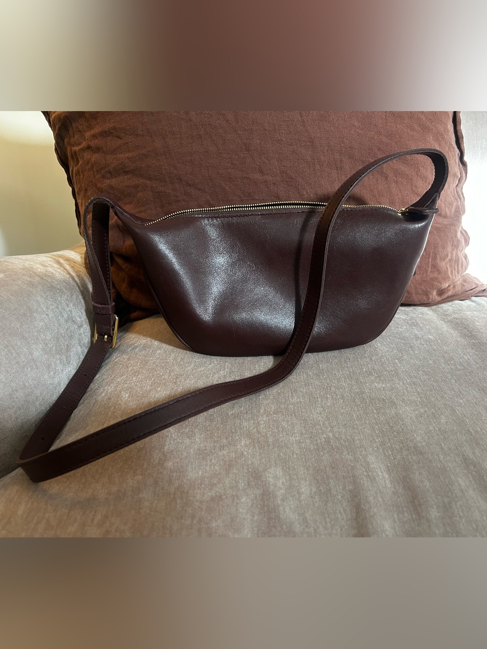 Madewell Crossbody Crescent Sling Bag Dark Brown Leather